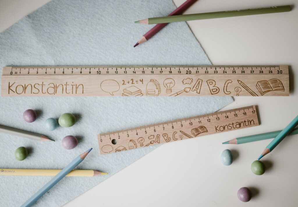 Invy Design - Lineal "Schulicons"
