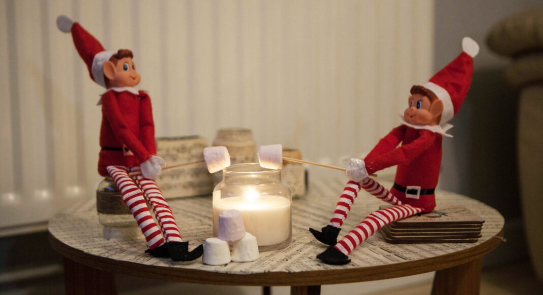 5050565216878_Triton-X_EBB Frecher Weihnachtself (190)